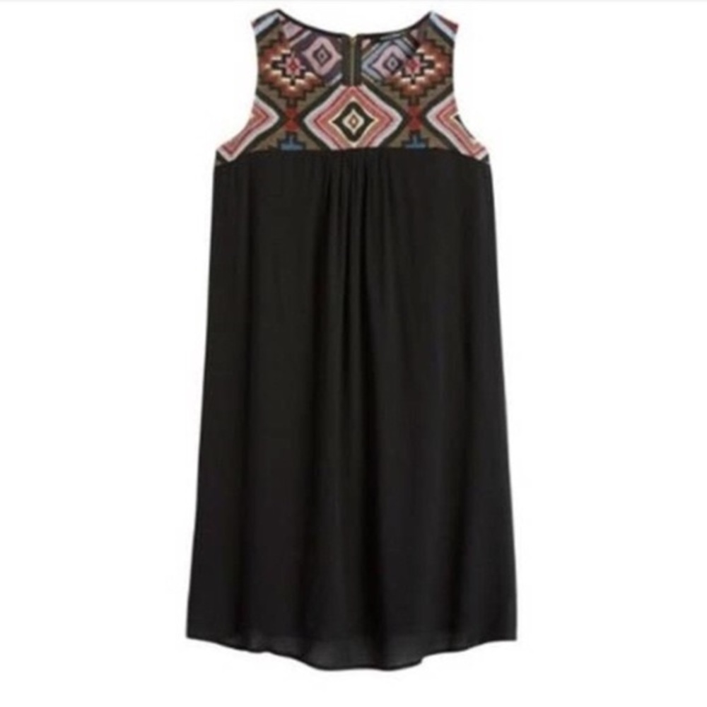 Doe & Rae Leonna Embroidered Aztec Dress